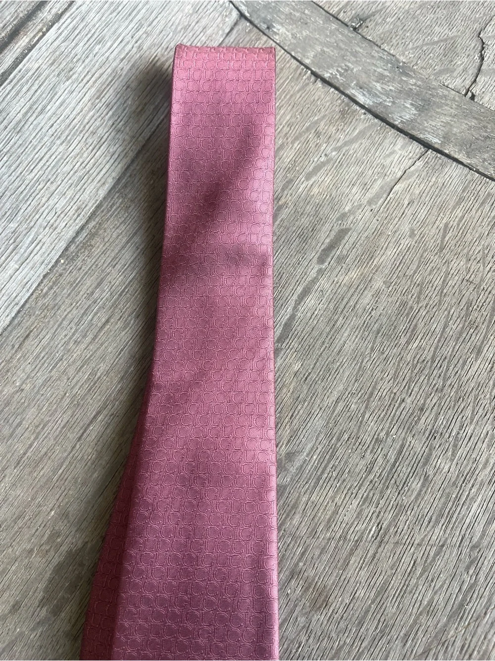 Gucci style Rose-Pink-plum tie  with Subtle Jacquard